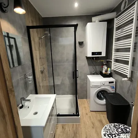 아파트 Centrum 와와